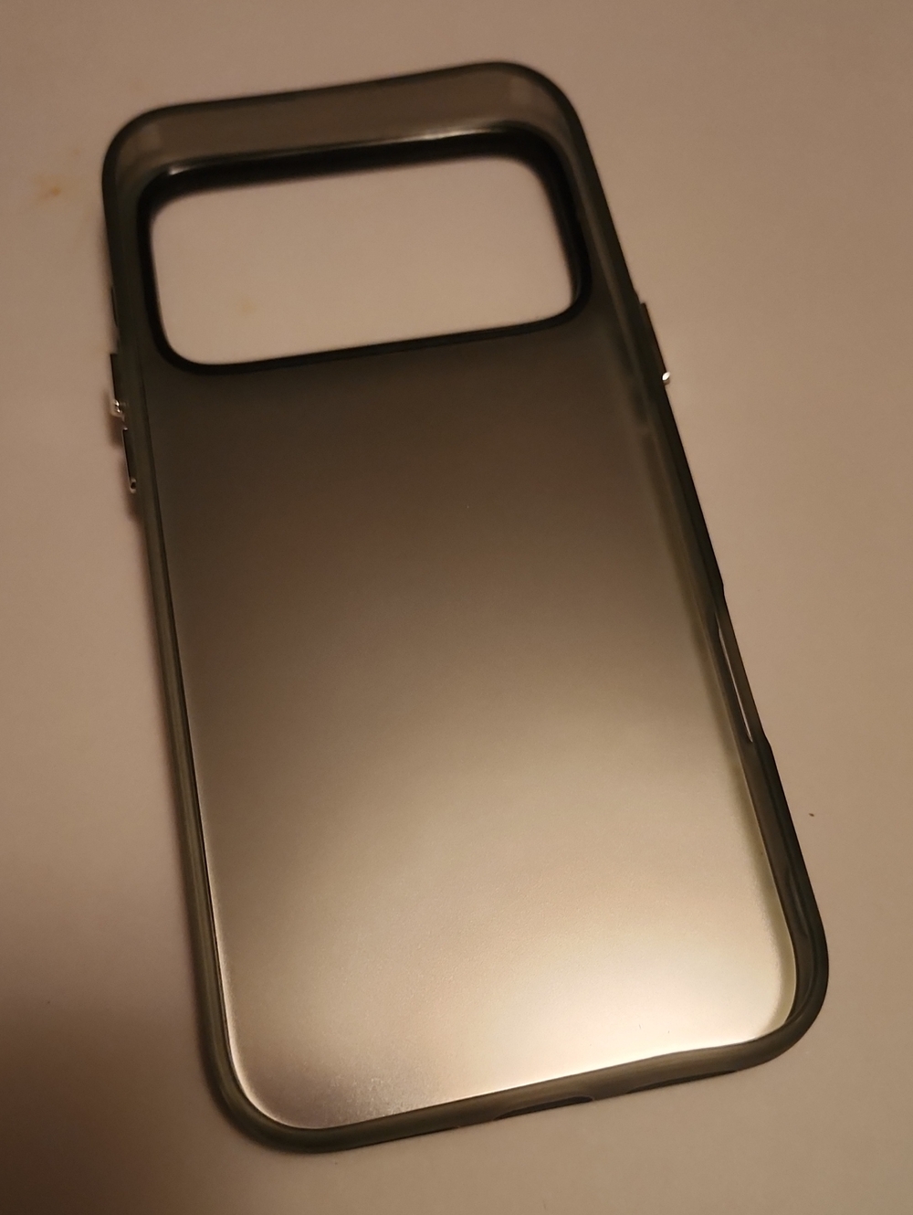 Brand new Apple IPhone 🍎 17 Pro Max Peanuts Snoopy soft Silicone Phone Case - Picture 6 of 6